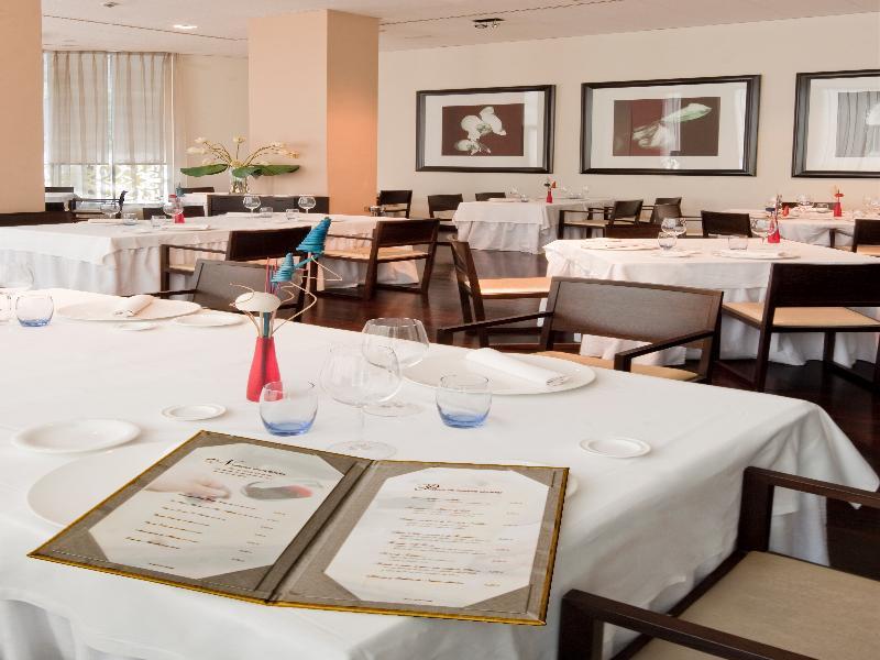 Azz Asturias Langrehotel & Spa 兰格雷奥 外观 照片