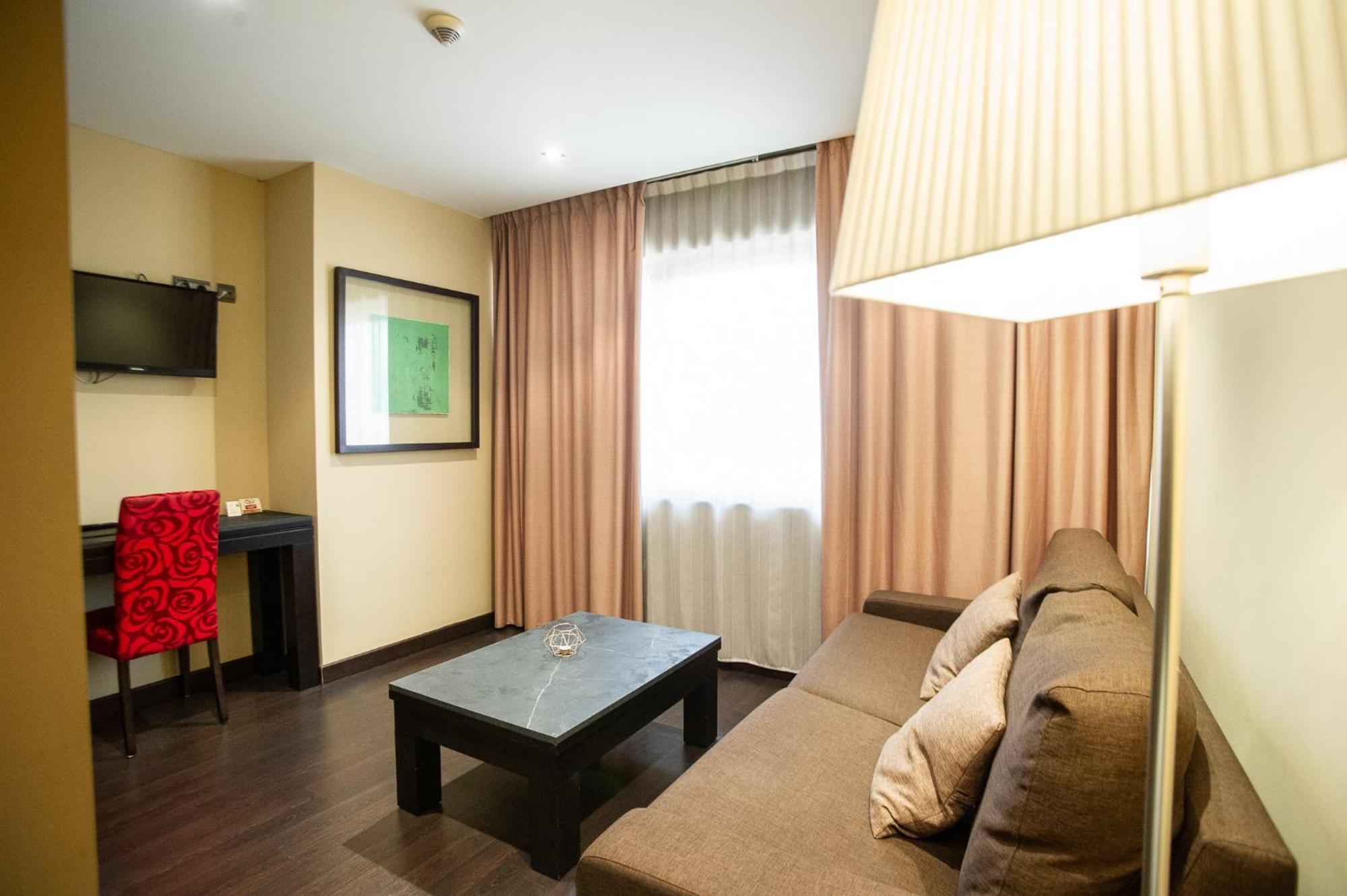 Azz Asturias Langrehotel & Spa 兰格雷奥 外观 照片