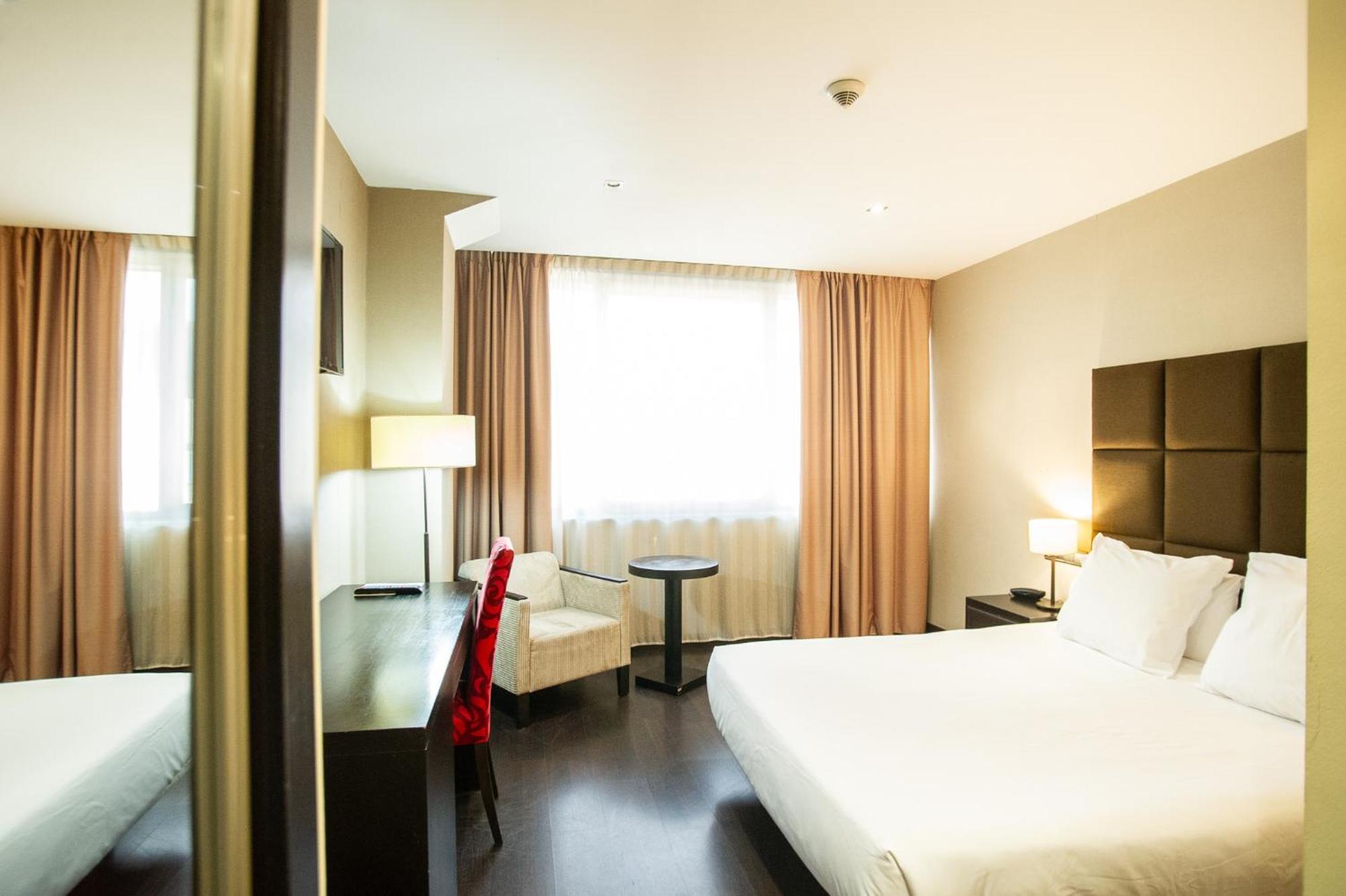 Azz Asturias Langrehotel & Spa 兰格雷奥 外观 照片