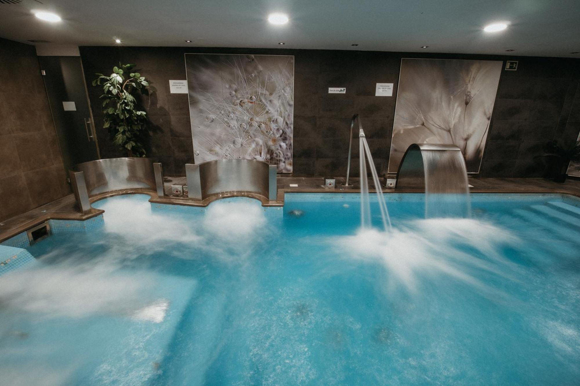 Azz Asturias Langrehotel & Spa 兰格雷奥 外观 照片